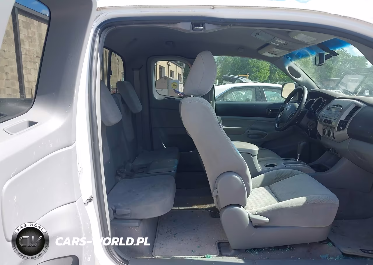 2010 Toyota Tacoma Base V6 VIN:5TEUU4EN0AZ714682 - 8
