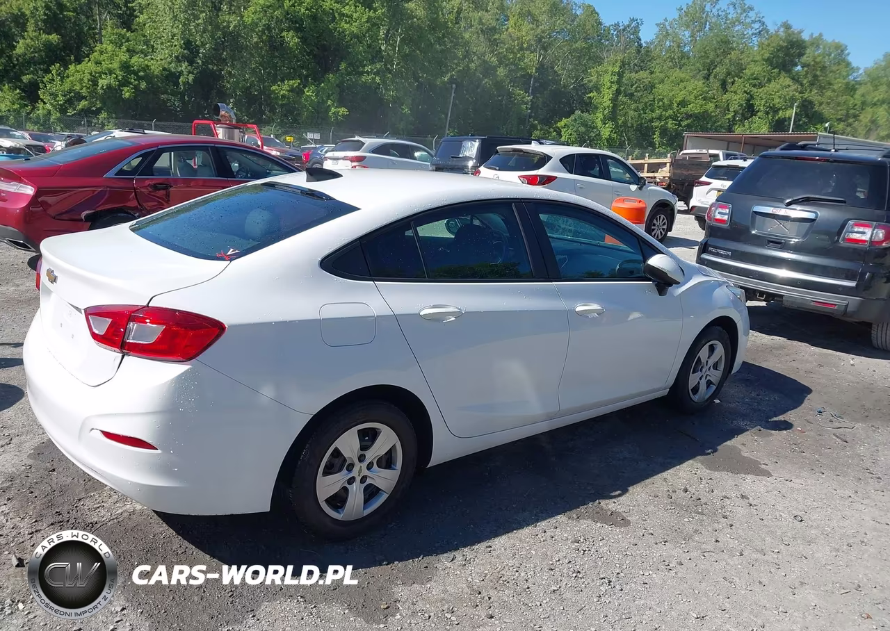 2018 Chevrolet Cruze Ls Manual VIN:1G1BB5SM8J7210833 - 4