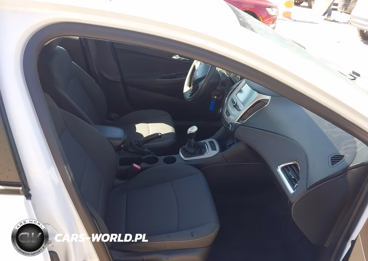 2018 Chevrolet Cruze Ls Manual VIN:1G1BB5SM8J7210833 - 5