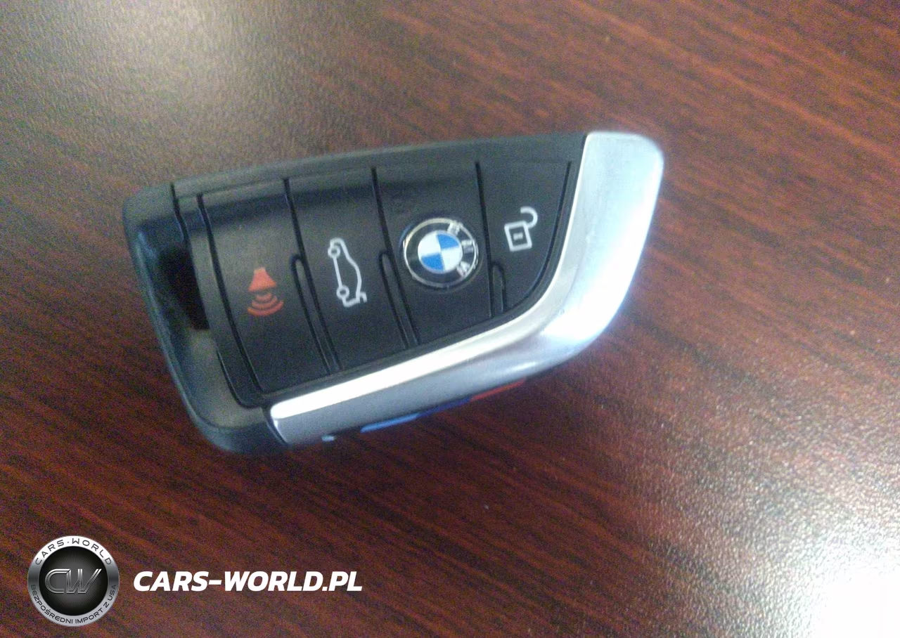 2019 BMW X4 xDrive30I VIN:5UXUJ3C56KLG53054 - 11
