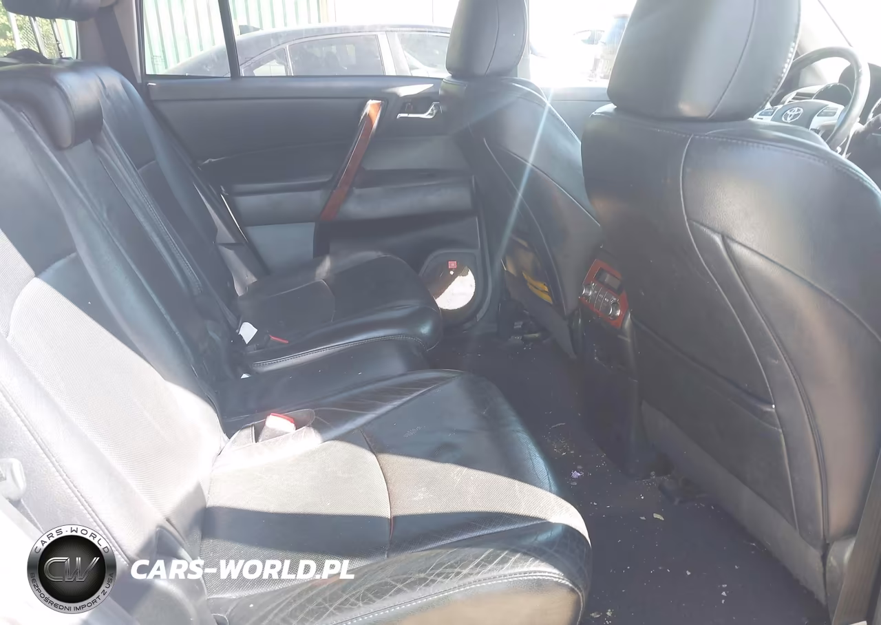 2012 Toyota Highlander Limited V6 VIN:5TDDK3EHXCS101057 - 8