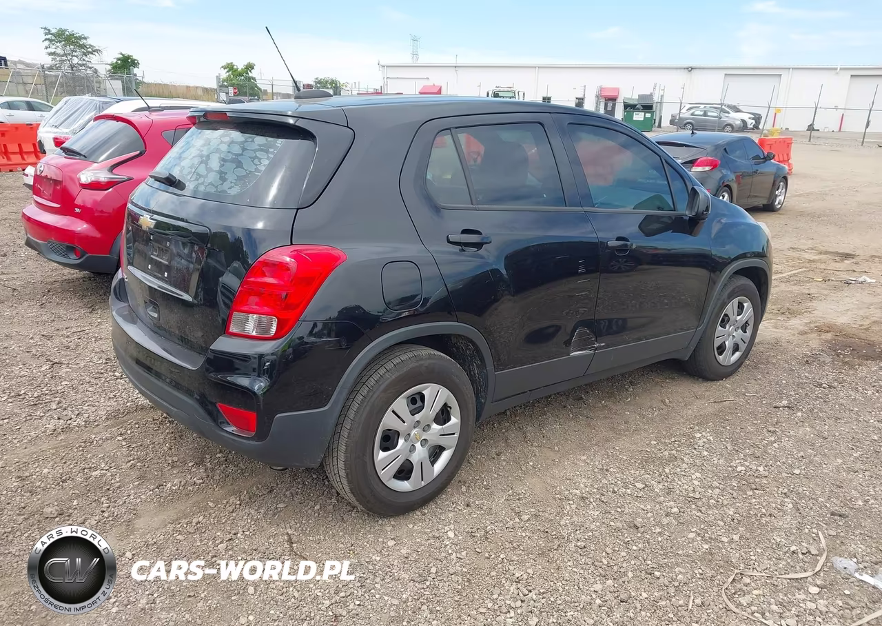 2017 Chevrolet Trax Ls VIN:3GNCJKSB7HL145174 - 4