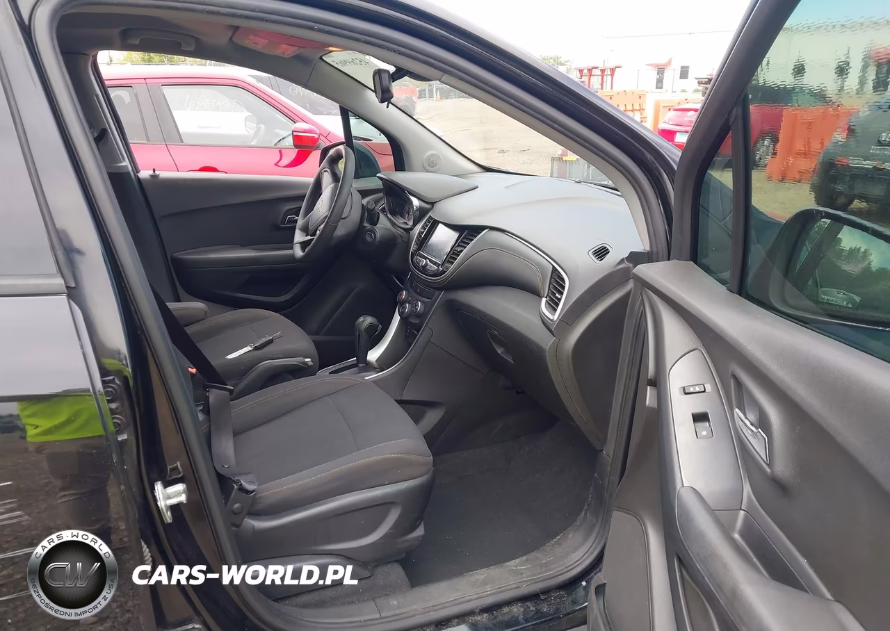 2017 Chevrolet Trax Ls VIN:3GNCJKSB7HL145174 - 5