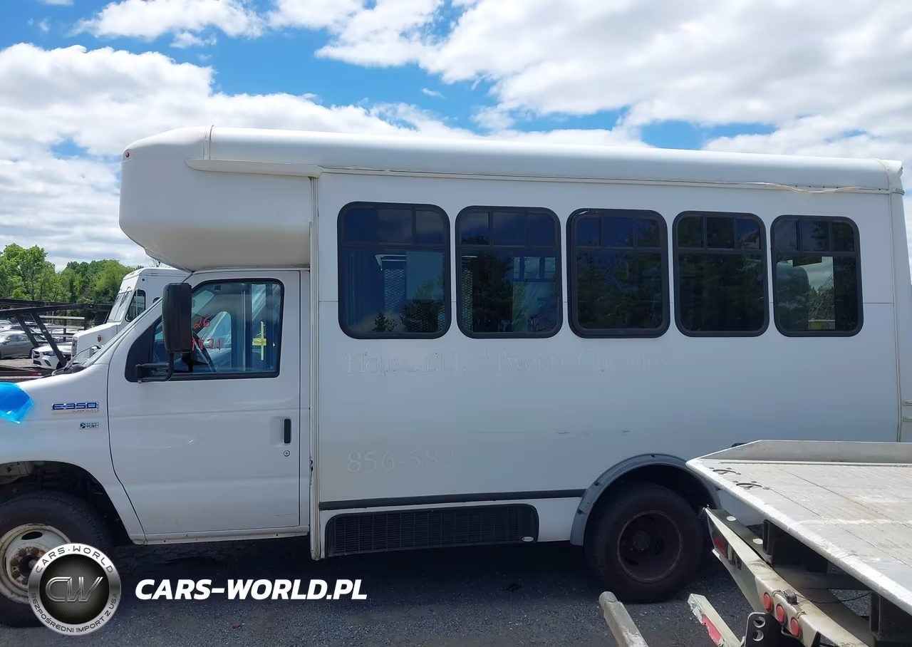 2016 Ford E-350 Cutaway VIN:1FDEE3FL0GDC17086 - 18