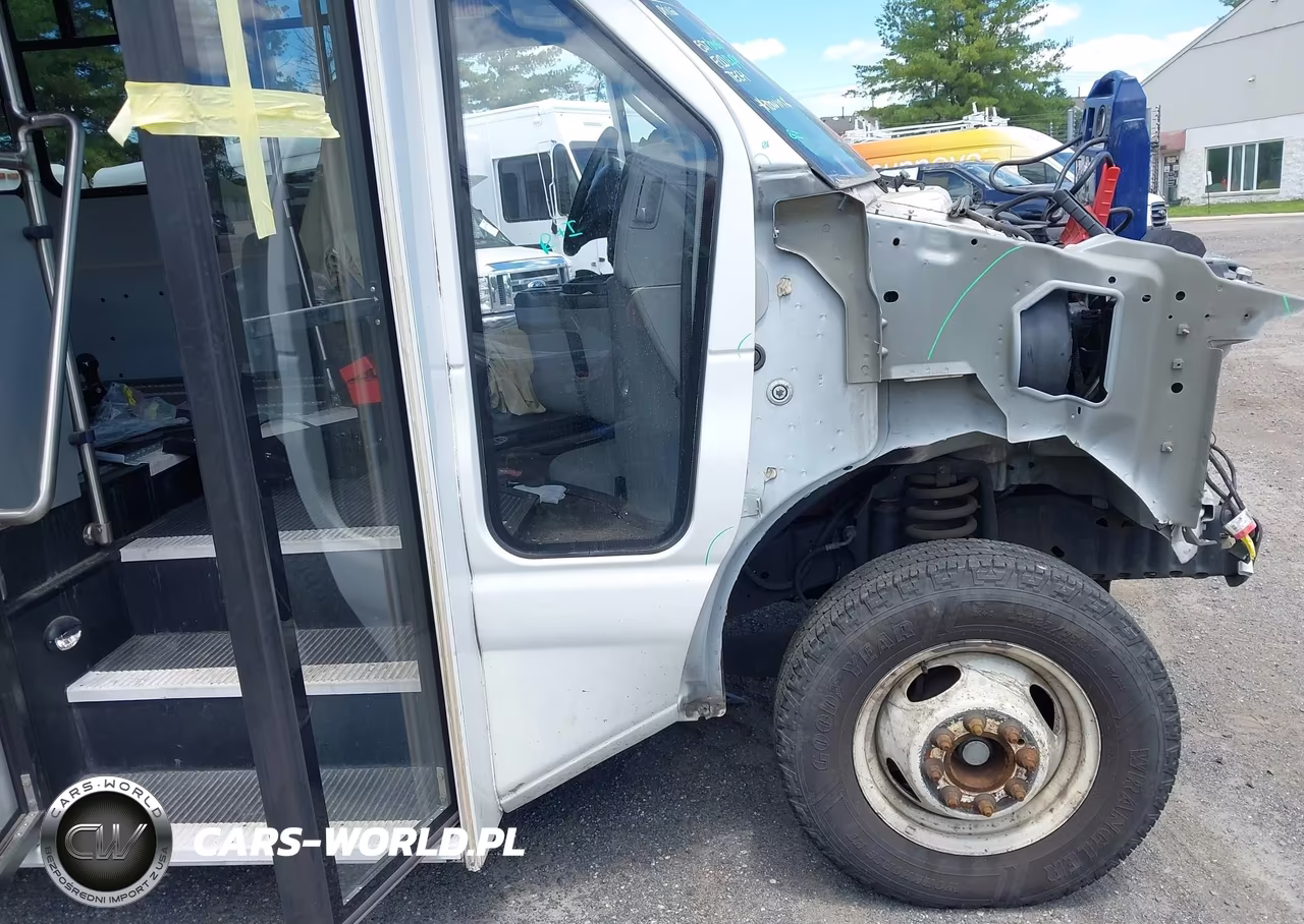 2016 Ford E-350 Cutaway VIN:1FDEE3FL0GDC17086 - 21