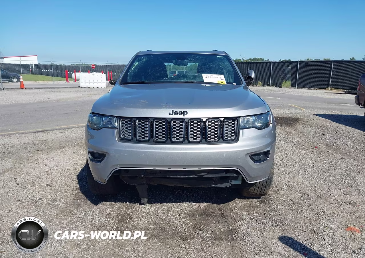 2020 Jeep Grand Cherokee Altitude 4X2 VIN:1C4RJEAG0LC355671 - 13