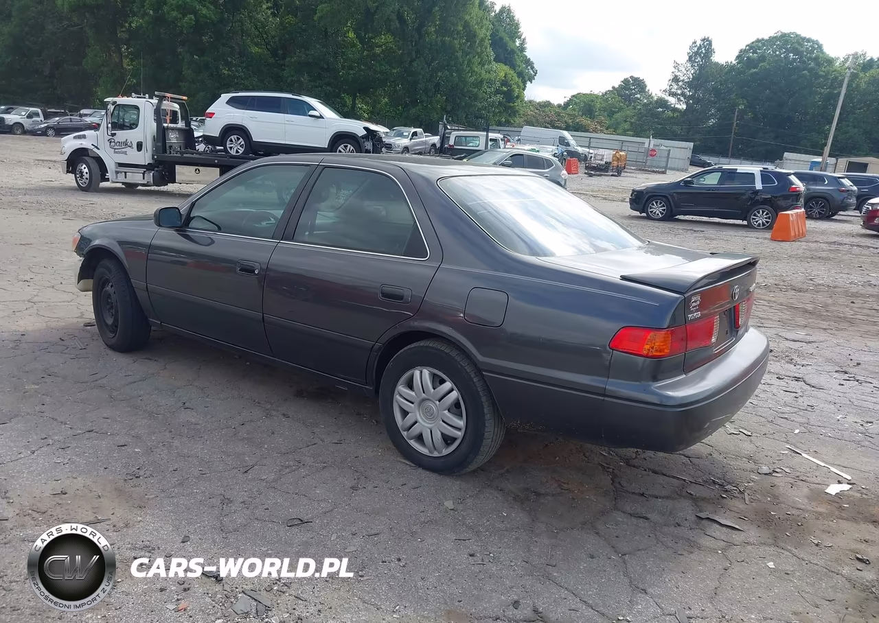 2001 Toyota Camry Le VIN:4T1BG22K71U808592 - 3