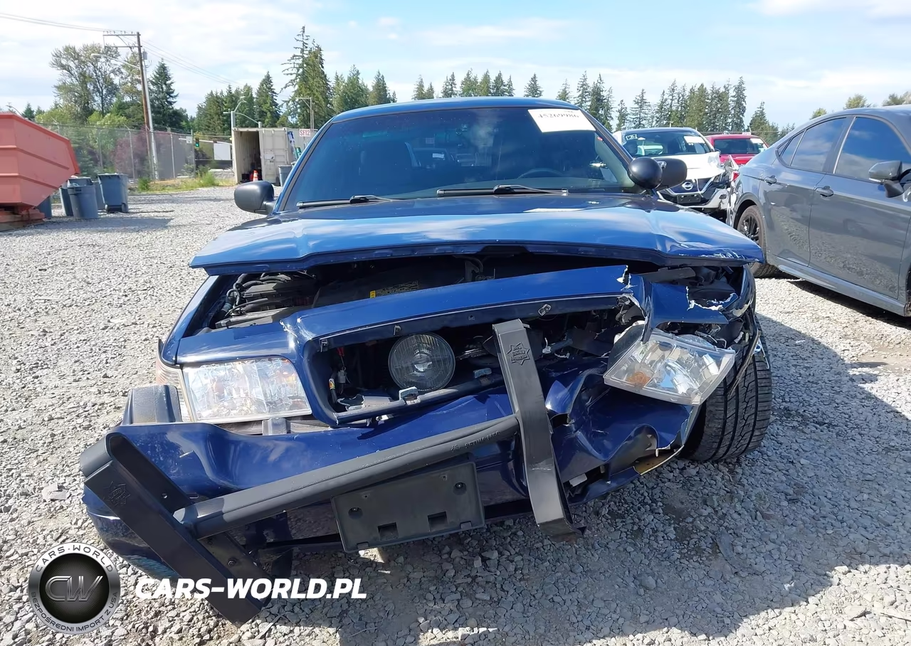 2011 Ford Crown Victoria Police Interceptor VIN:2FABP7BV0BX182735 - 12