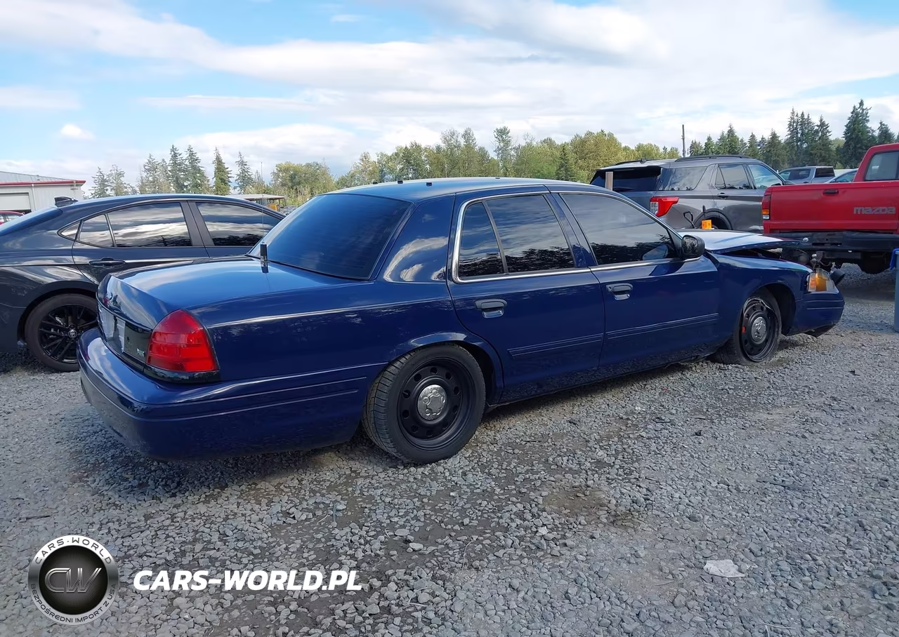 2011 Ford Crown Victoria Police Interceptor VIN:2FABP7BV0BX182735 - 4