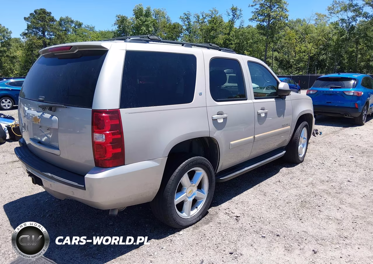 2008 Chevrolet Tahoe Lt VIN:1GNFK13018J142540 - 4