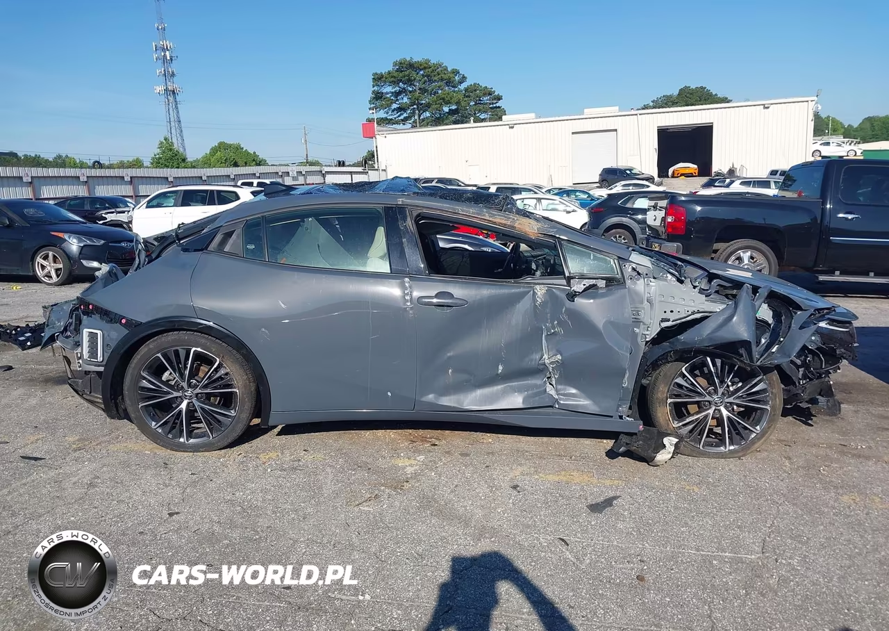 2024 Toyota Prius Xle VIN:JTDACAAU0R3036348 - 13