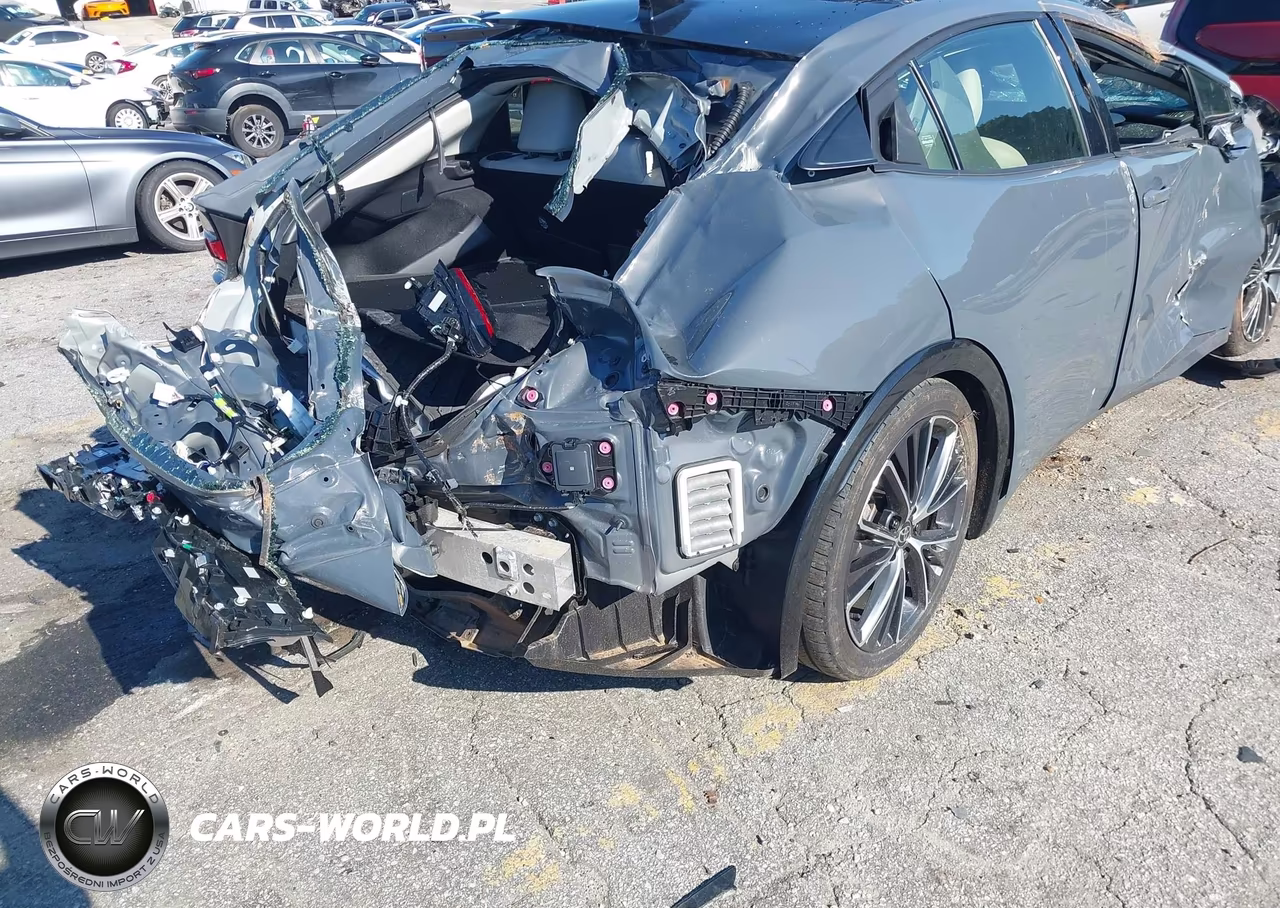 2024 Toyota Prius Xle VIN:JTDACAAU0R3036348 - 6