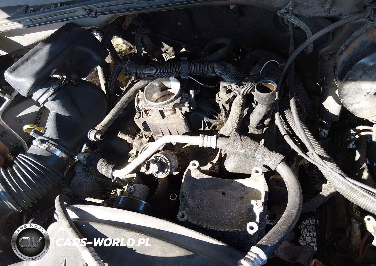 2002 Chevrolet Silverado 1500 VIN:1GCEC14W22Z118874 - 13