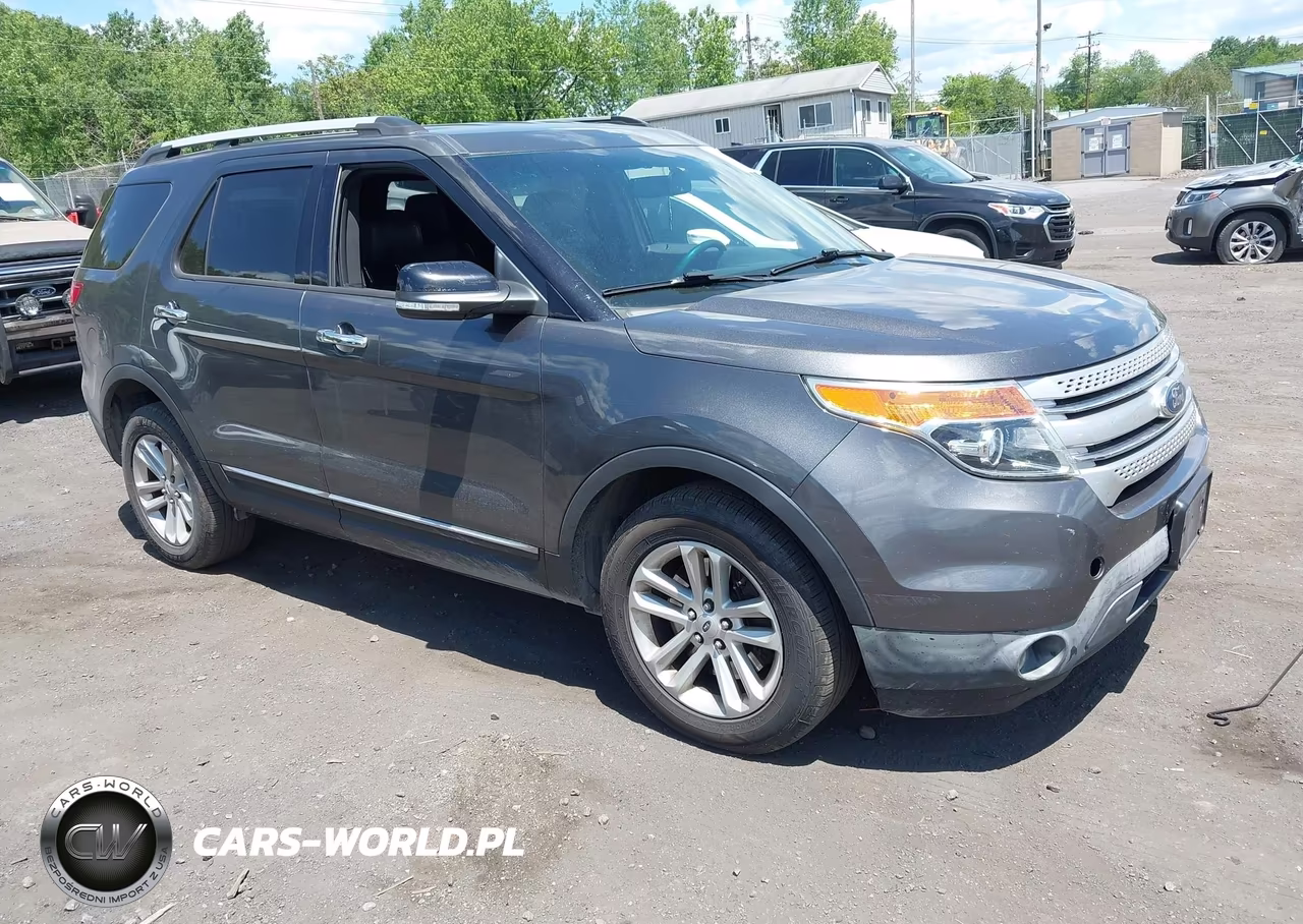 2015 Ford Explorer Xlt – zdjęcie 1 z 17