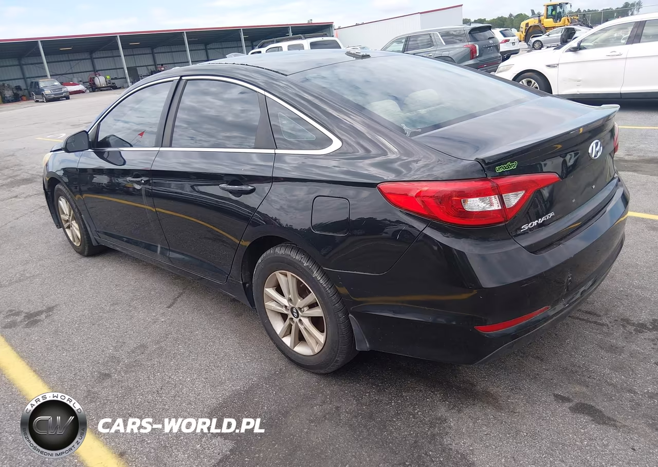 2015 Hyundai Sonata Se VIN:5NPE24AFXFH145875 - 3