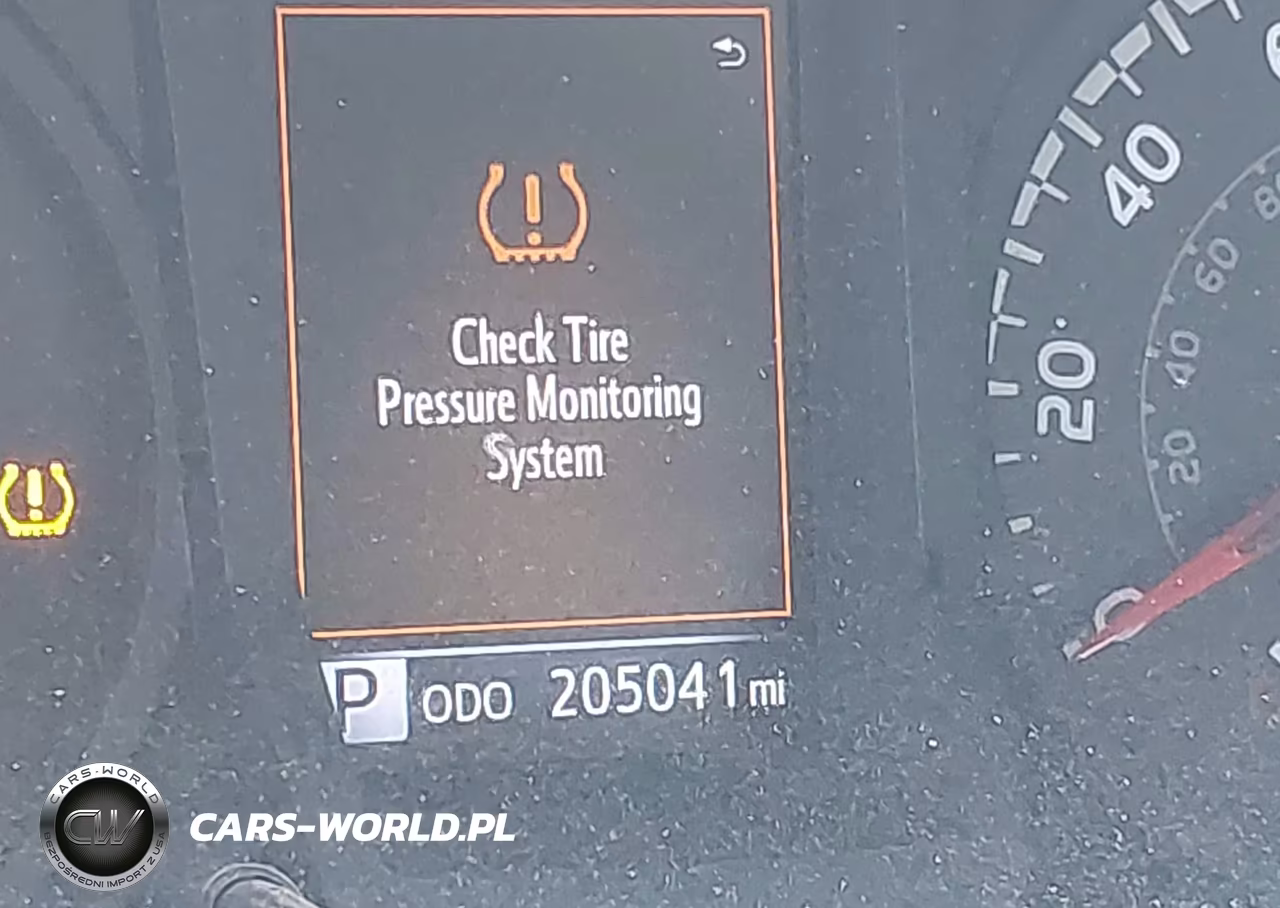 2018 Toyota Tacoma Sr VIN:5TFRX5GN8JX119750 - 15
