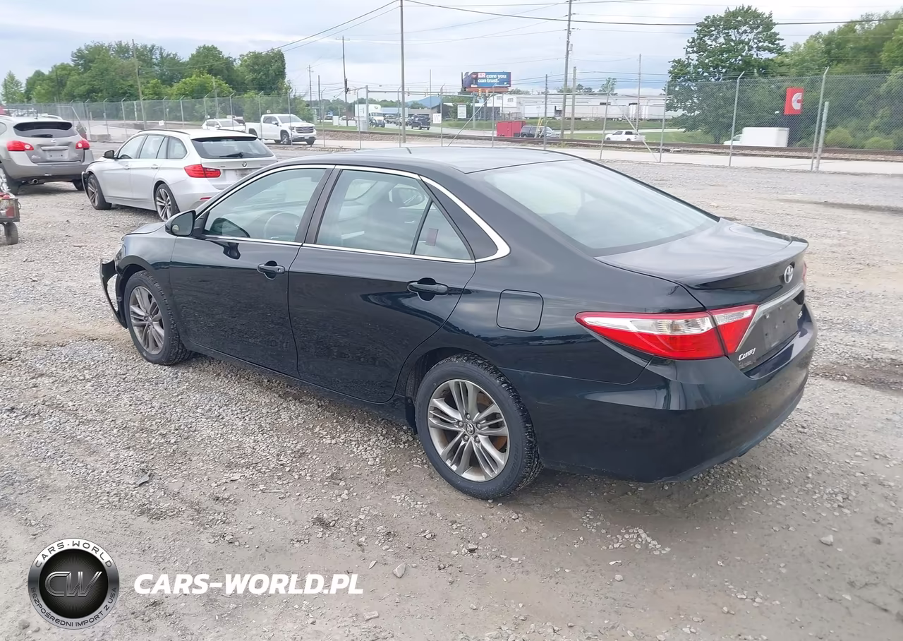 2016 Toyota Camry Se VIN:4T1BF1FK9GU262474 - 3