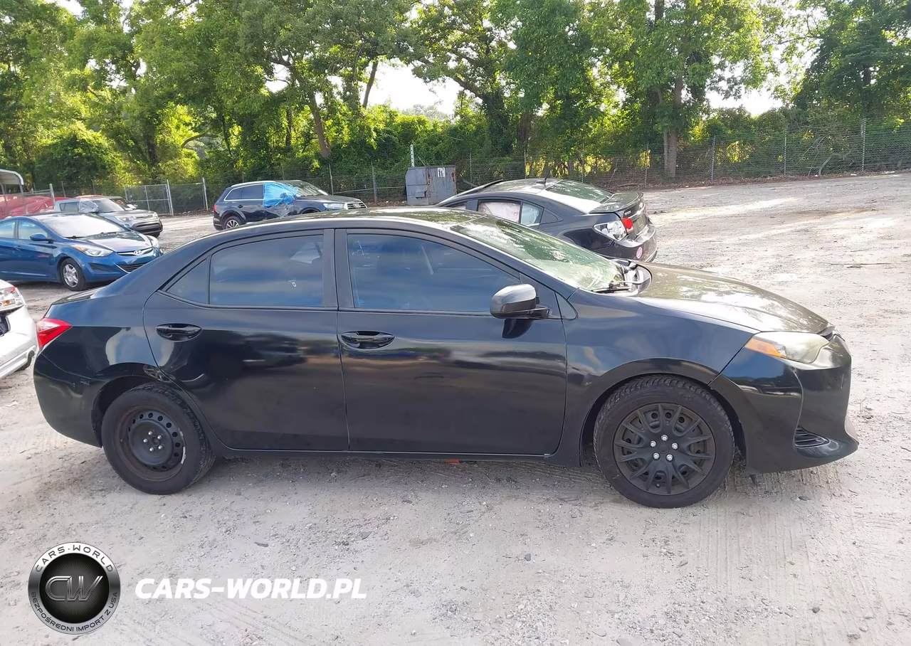 2019 Toyota Corolla Le VIN:2T1BURHE6KC180756 - 13