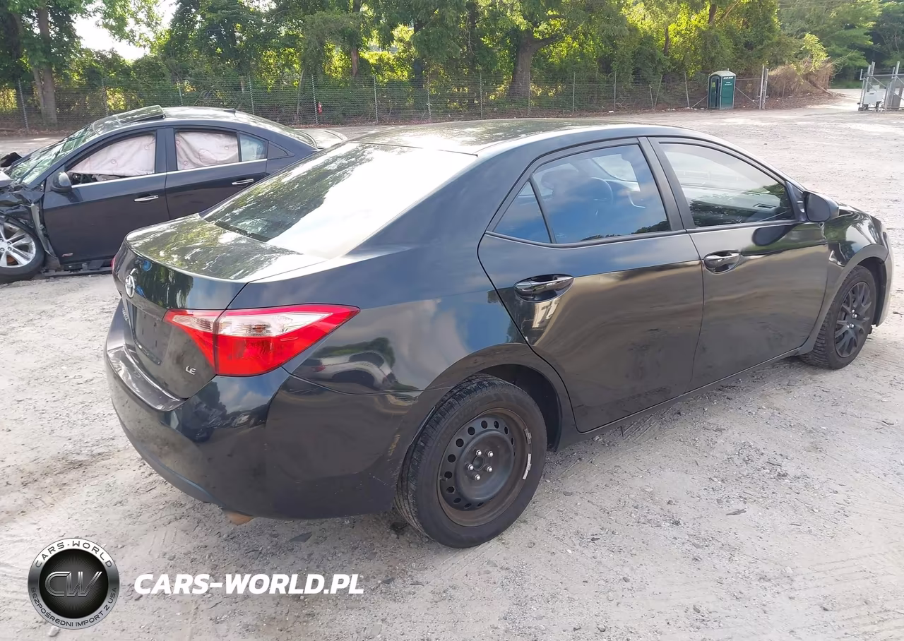 2019 Toyota Corolla Le VIN:2T1BURHE6KC180756 - 4