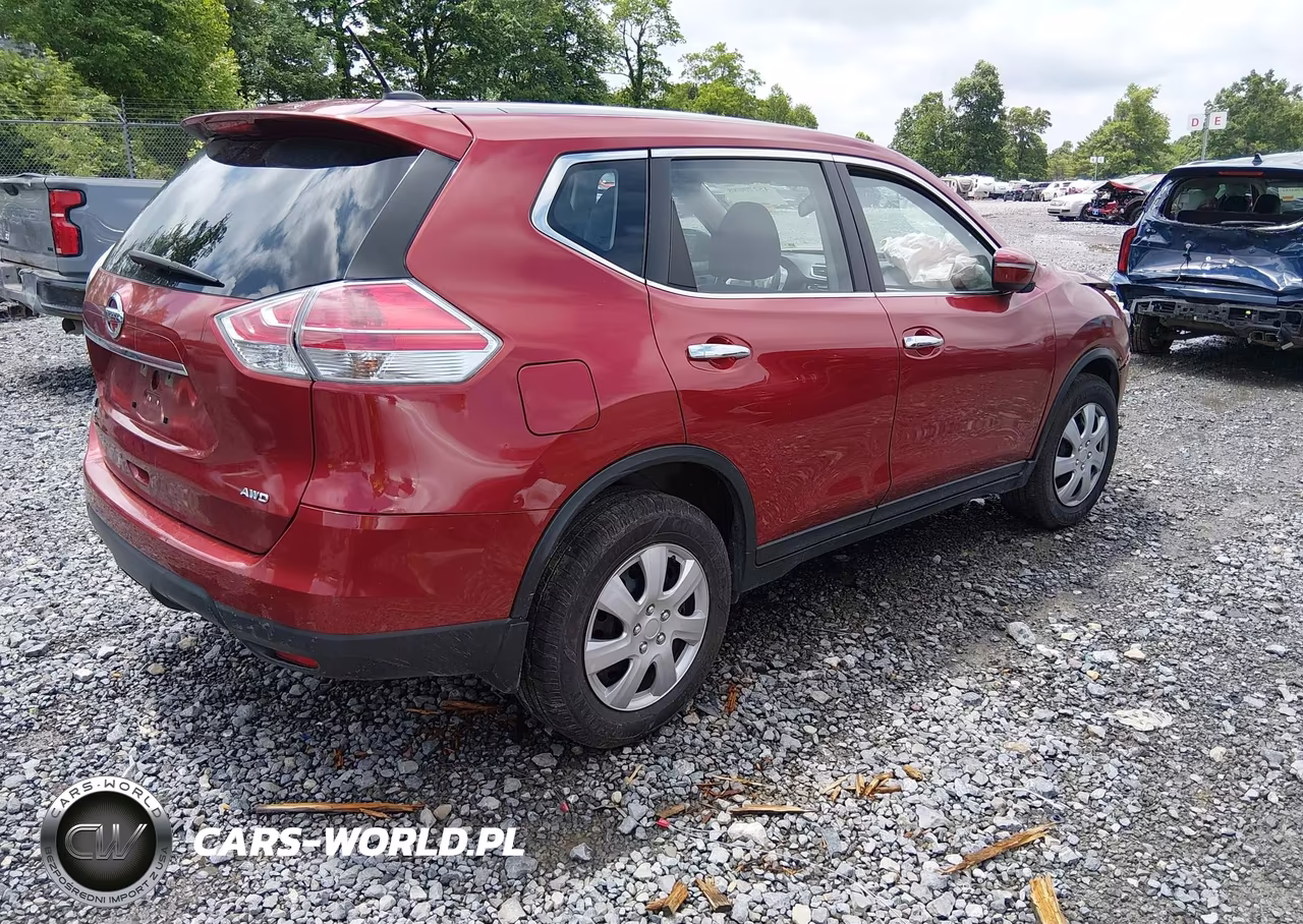 2015 Nissan Rogue S VIN:KNMAT2MV1FP572210 - 4