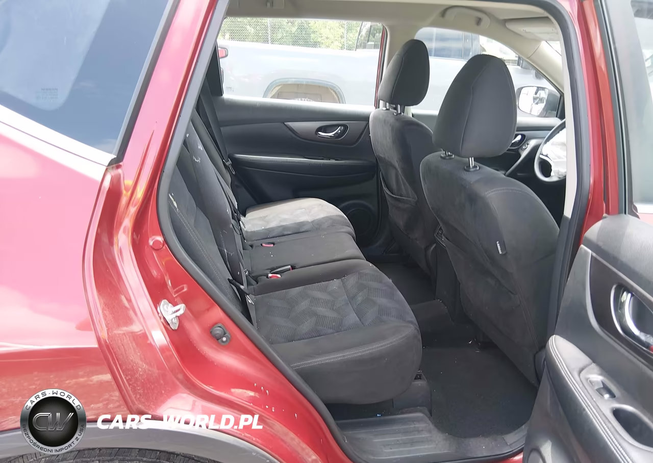 2015 Nissan Rogue S VIN:KNMAT2MV1FP572210 - 8