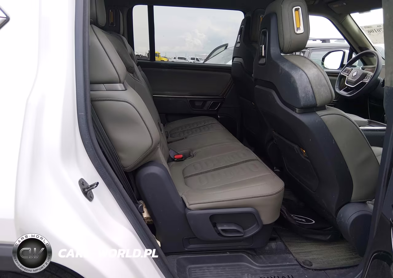 2023 Rivian R1S Adventure VIN:7PDSGABA6PN004916 - 8