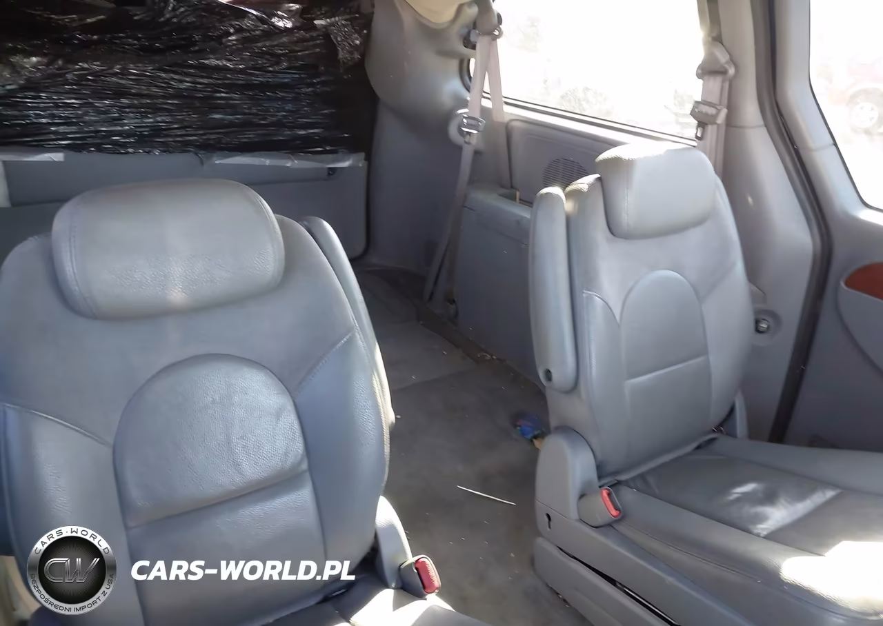 2005 Chrysler Town & Country Limited VIN:2C8GP64LX5R116223 - 8