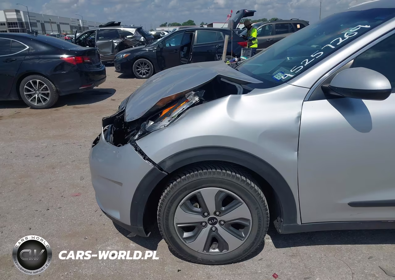 2019 Kia Niro Lx VIN:KNDCB3LC5K5257546 - 6