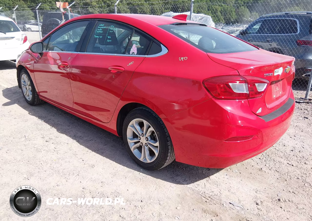 2019 Chevrolet Cruze Lt VIN:1G1BE5SM9K7115903 - 3