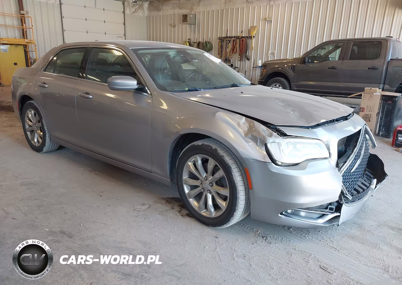 2015 Chrysler 300 Limited – zdjęcie 1 z 16