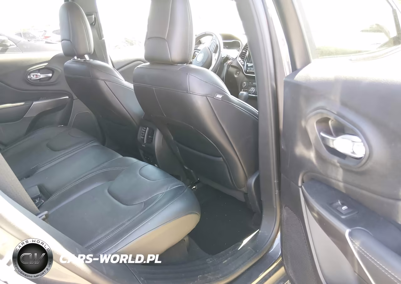 2019 Jeep Cherokee Limited 4X4 VIN:1C4PJMDX9KD471750 - 8