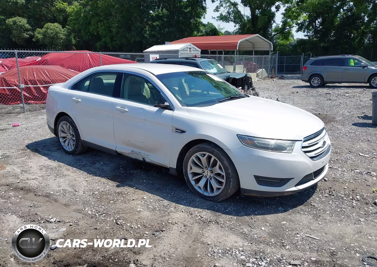 2015 Ford Taurus Limited – zdjęcie 1 z 17