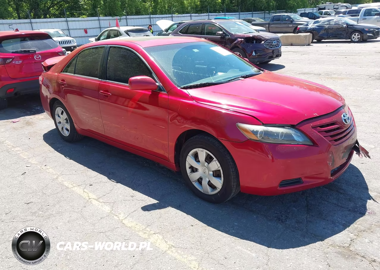 2009 Toyota Camry Le – zdjęcie 1 z 16