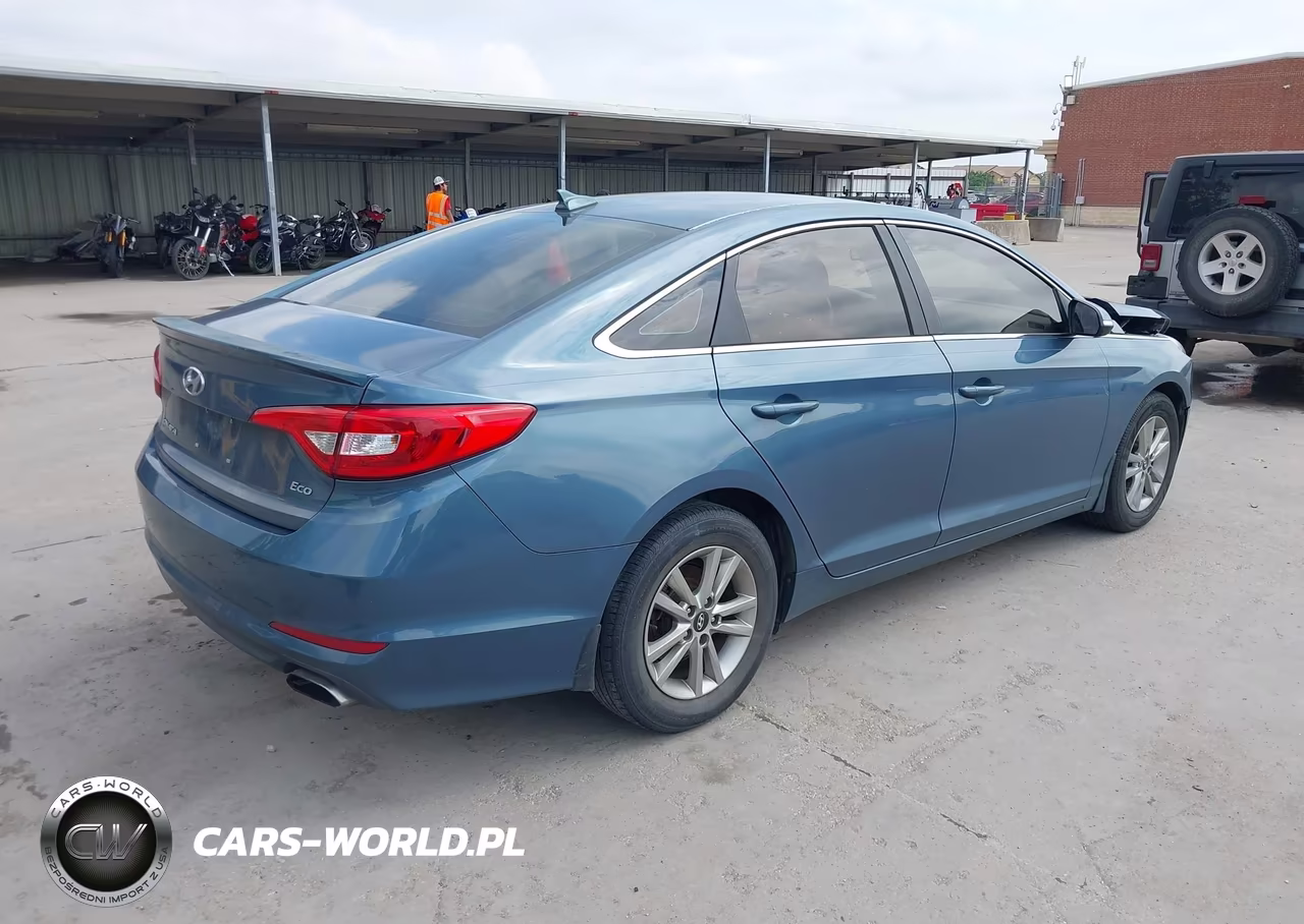 2015 Hyundai Sonata Eco VIN:5NPE24AA3FH113726 - 4