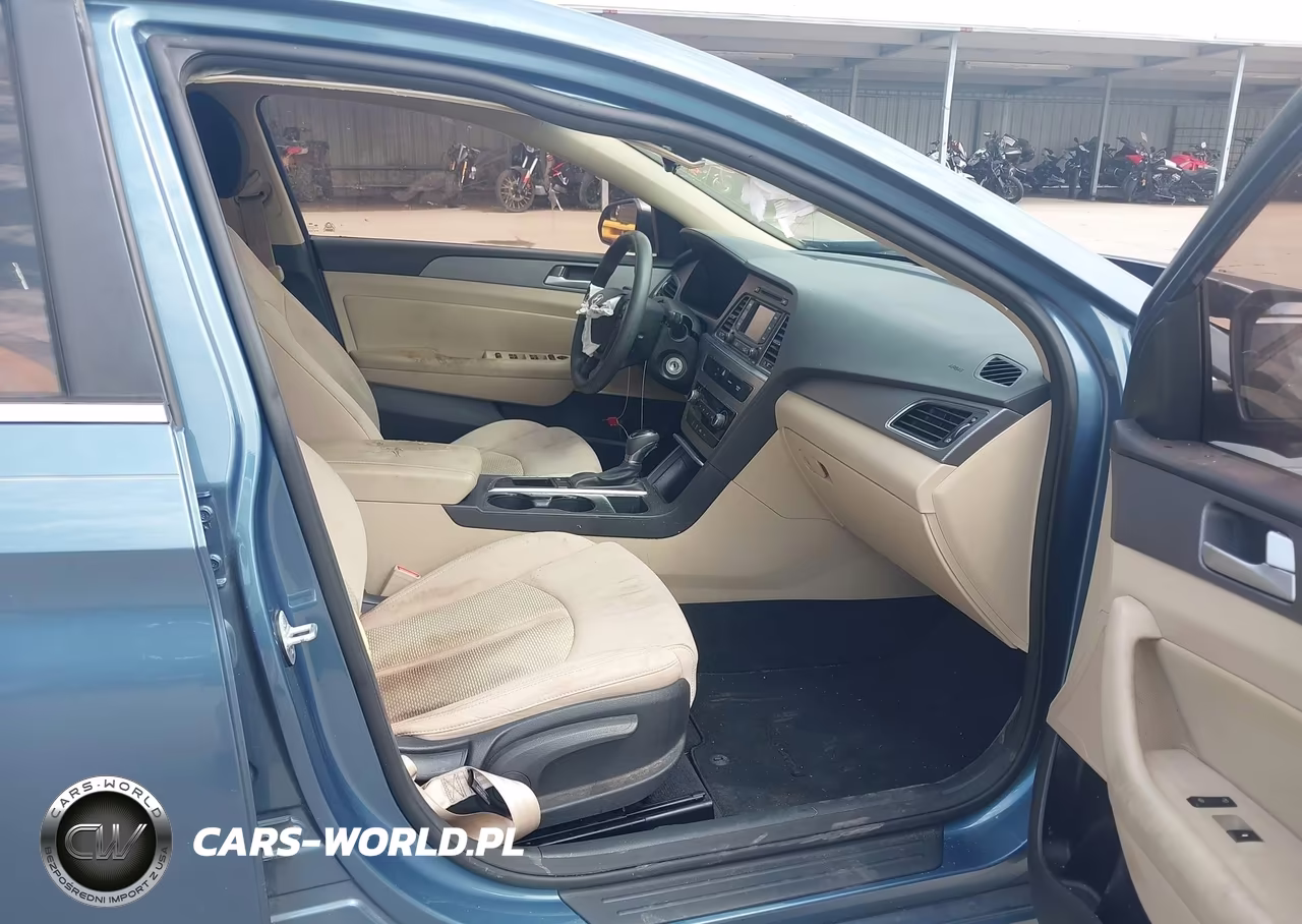 2015 Hyundai Sonata Eco VIN:5NPE24AA3FH113726 - 5