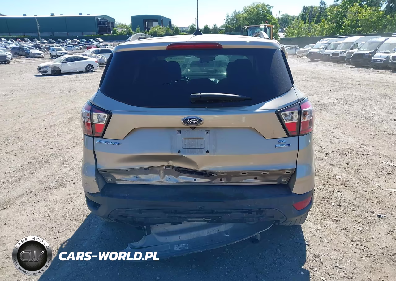 2018 Ford Escape Se VIN:1FMCU9GD4JUB78482 - 16