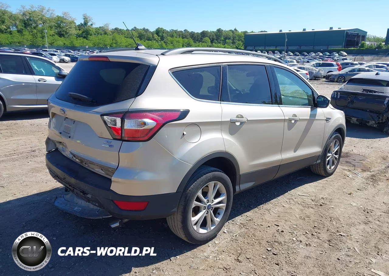 2018 Ford Escape Se VIN:1FMCU9GD4JUB78482 - 4