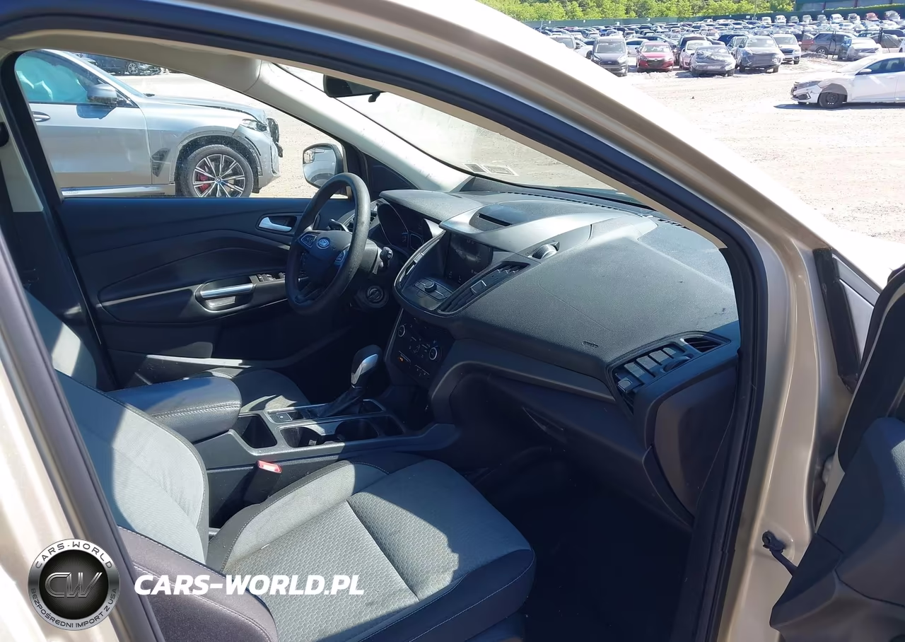 2018 Ford Escape Se VIN:1FMCU9GD4JUB78482 - 5
