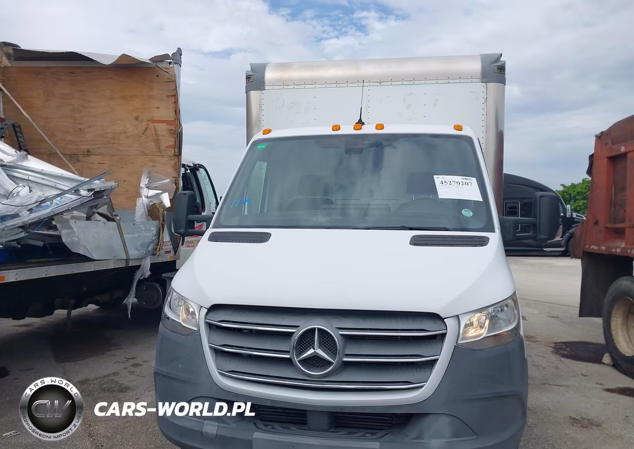 2019 Mercedes-Benz Sprinter 4500 Standard Roof V6 VIN:WDAPF4CD8KN024588 - 11