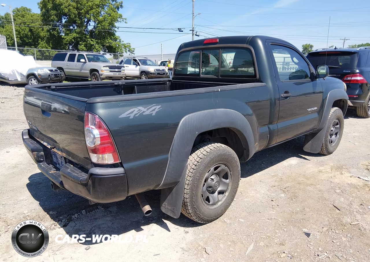 2010 Toyota Tacoma VIN:5TEPX4EN4AZ681481 - 4