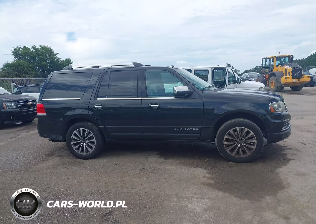 2015 Lincoln Navigator VIN:5LMJJ2HT1FEJ01936 - 13