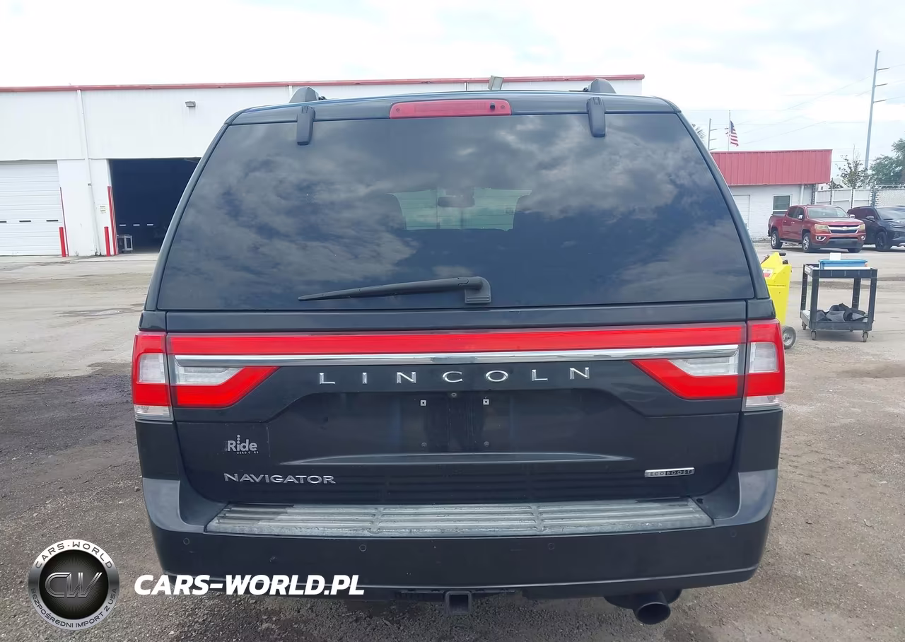 2015 Lincoln Navigator VIN:5LMJJ2HT1FEJ01936 - 16