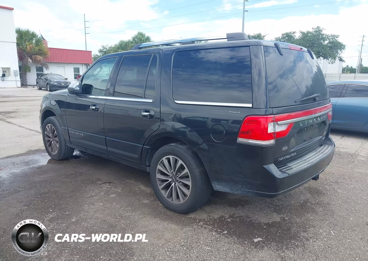 2015 Lincoln Navigator VIN:5LMJJ2HT1FEJ01936 - 3