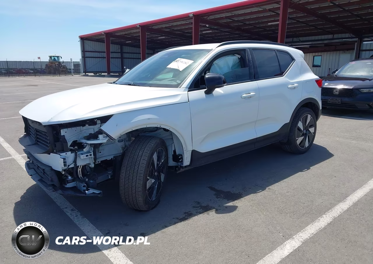 2025 Volvo Ex40 Core, Twin Motor, Fully Electric VIN:YV4ER3HJ1S2519850 - 2