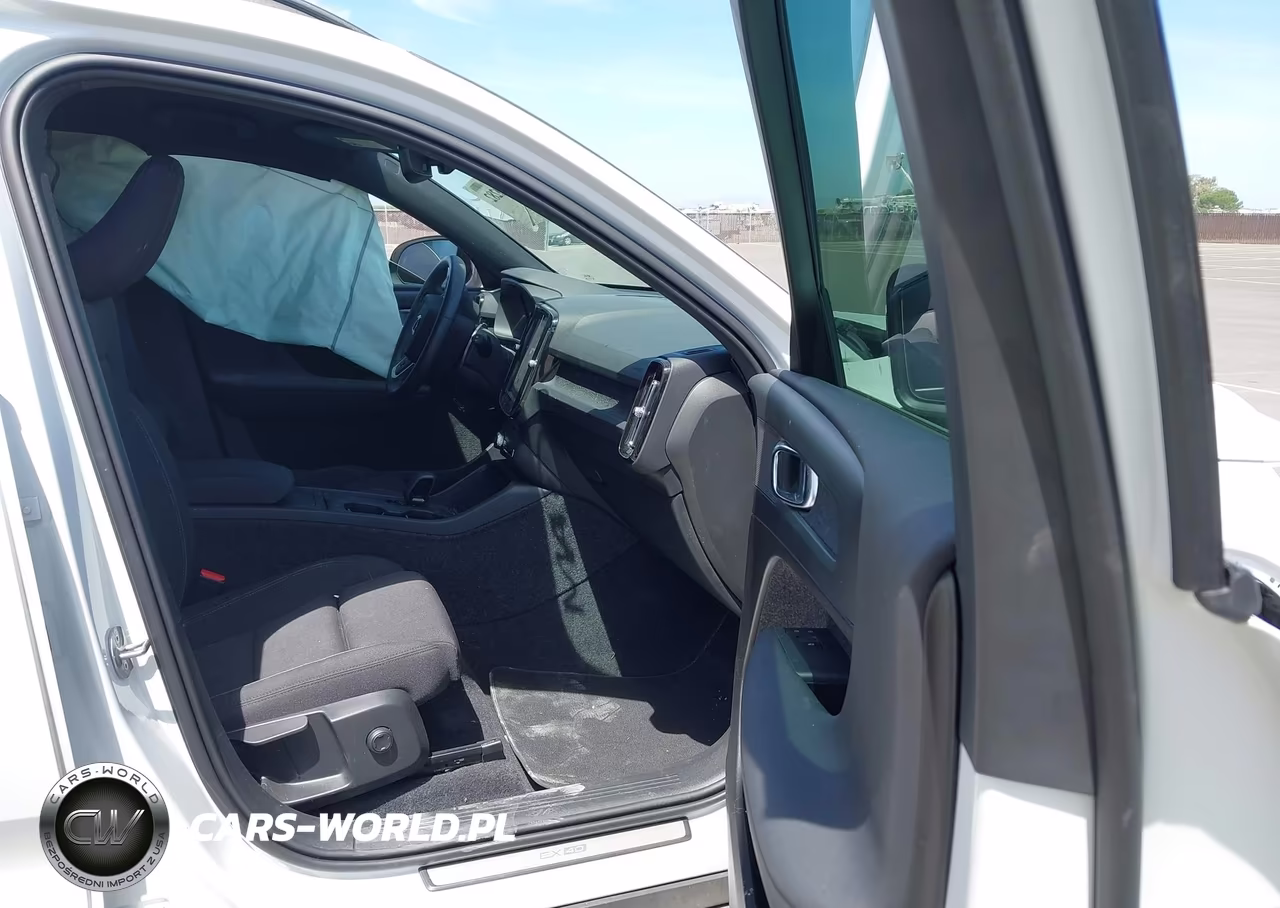 2025 Volvo Ex40 Core, Twin Motor, Fully Electric VIN:YV4ER3HJ1S2519850 - 5