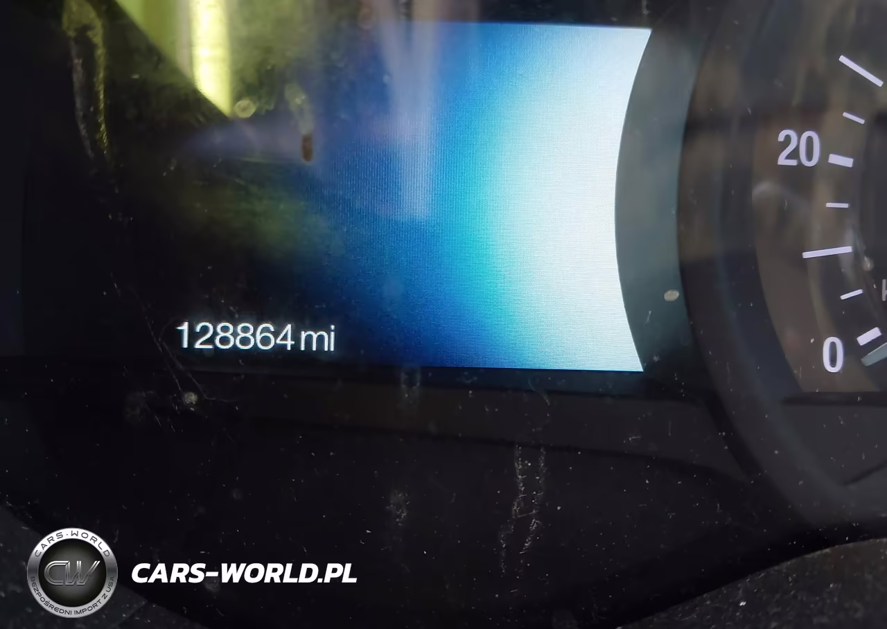 2020 Ford Fusion Plug-In Hybrid Titanium VIN:3FA6P0SU7LR120491 - 16