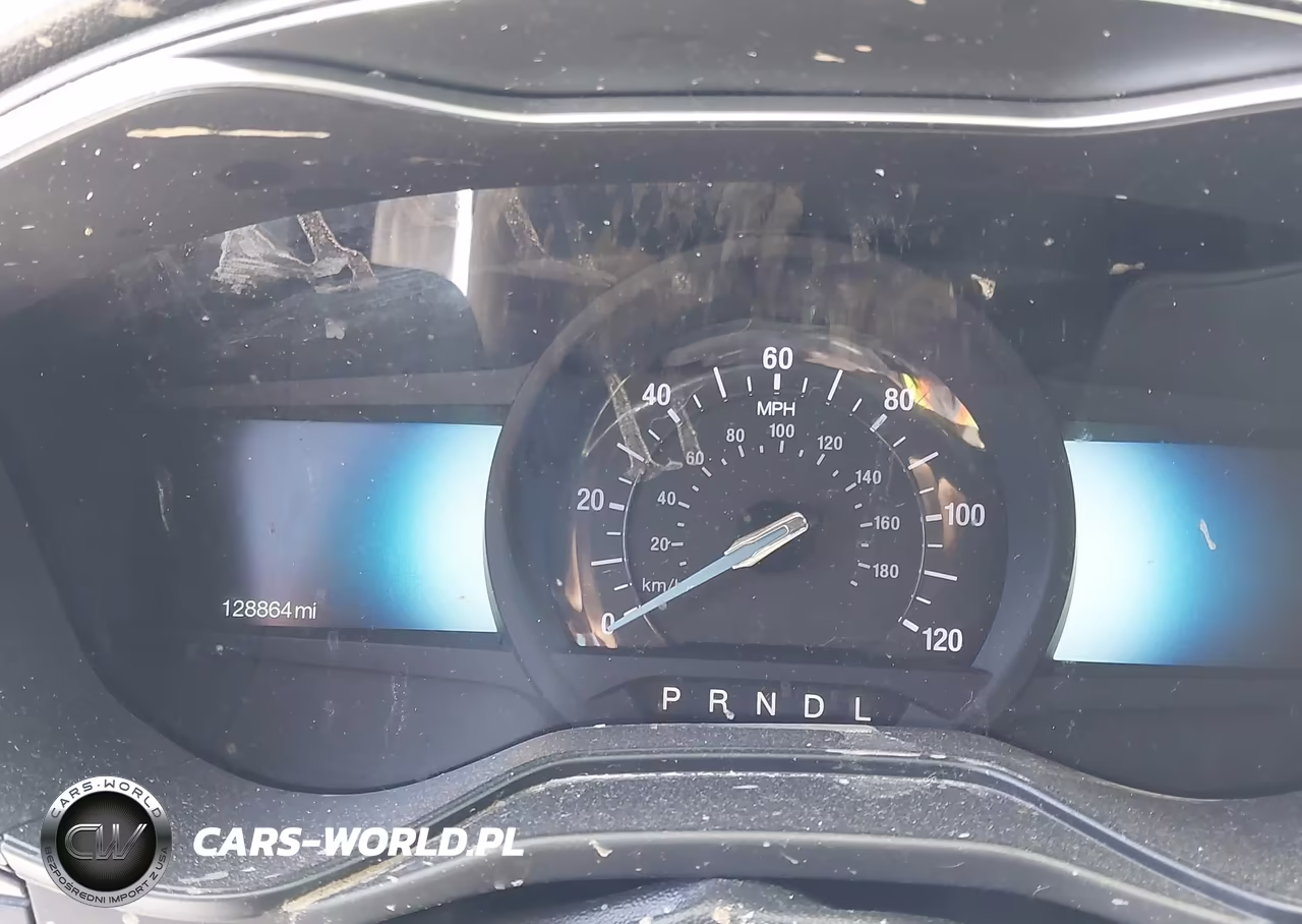 2020 Ford Fusion Plug-In Hybrid Titanium VIN:3FA6P0SU7LR120491 - 7