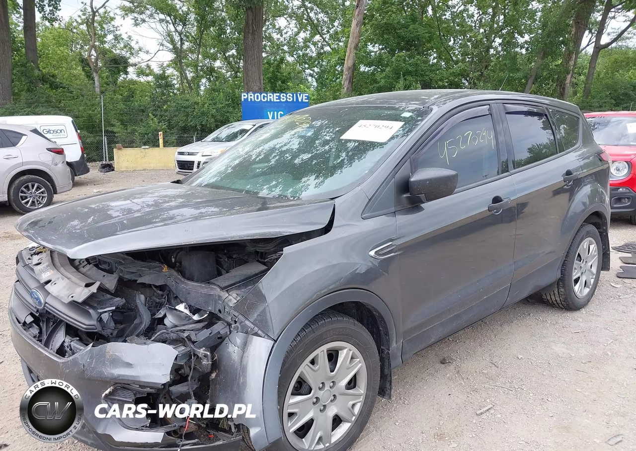 2017 Ford Escape S VIN:1FMCU0F74HUC75957 - 6