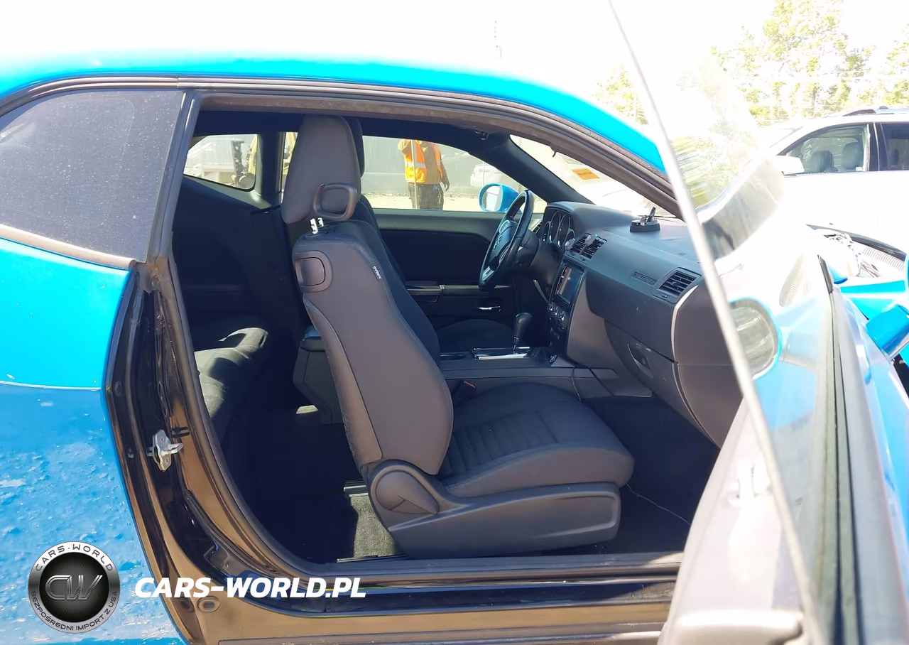 2011 Dodge Challenger VIN:2B3CJ4DGXBH605443 - 5
