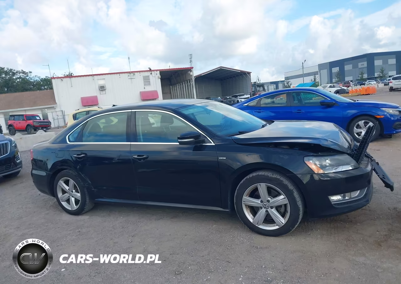 2015 Volkswagen Passat 1.8T Limited Edition VIN:1VWAT7A38FC114846 - 13